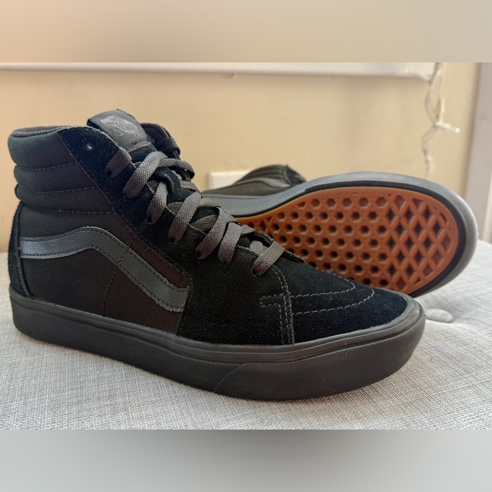 Black Vans Sk8-Hi 8 Men’s